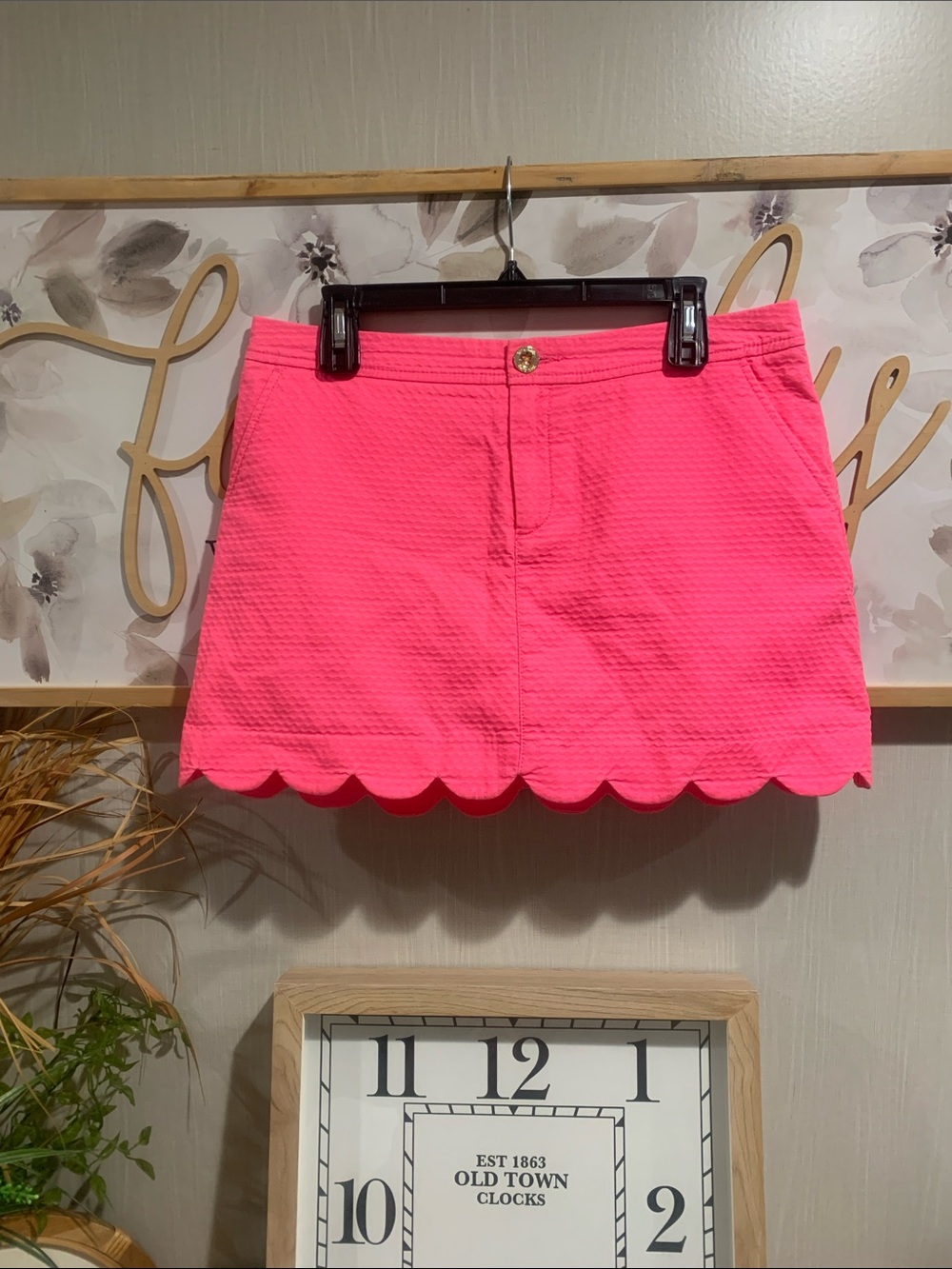 Lilly Pulitzer Bright Pink Scalloped Hem Skirt